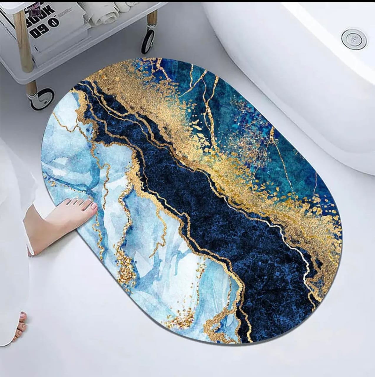 Water Absorbent & Anti Slip Bathroom Mat - Good Quality