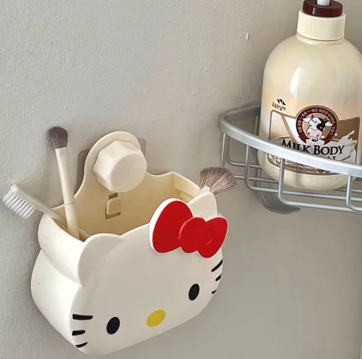 Hello Kitty Bathroom Punch-Free Toothbrush Wall Hanging Storage Box