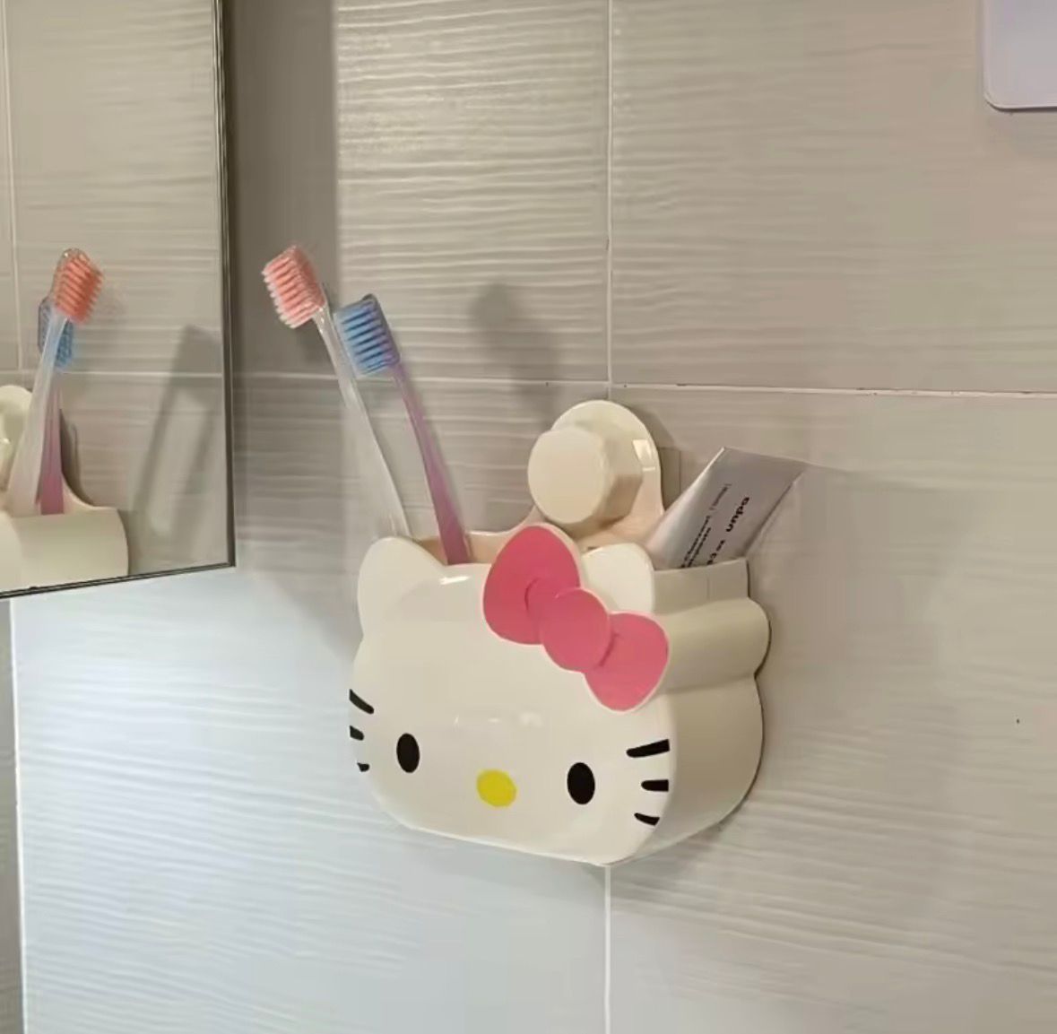 Hello Kitty Bathroom Punch-Free Toothbrush Wall Hanging Storage Box